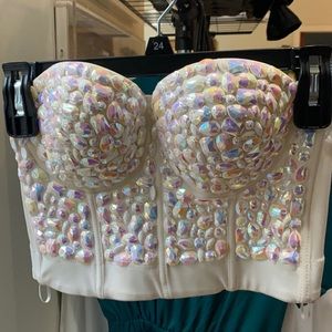 Beaded corset push up